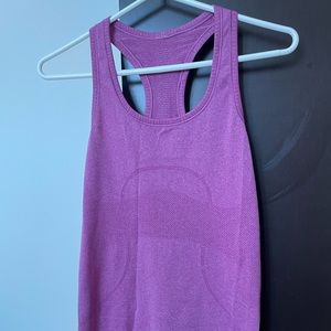 Lululemon Tank stop